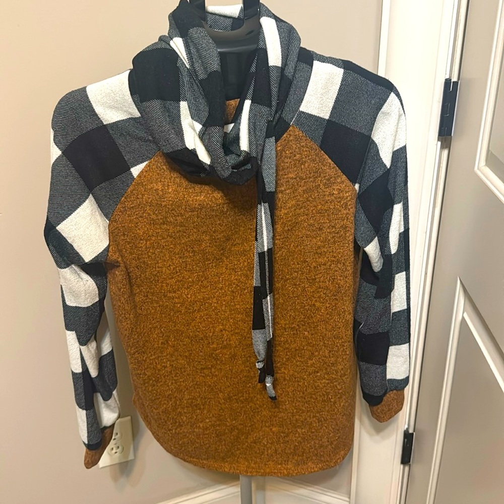 Fall sweater, size small